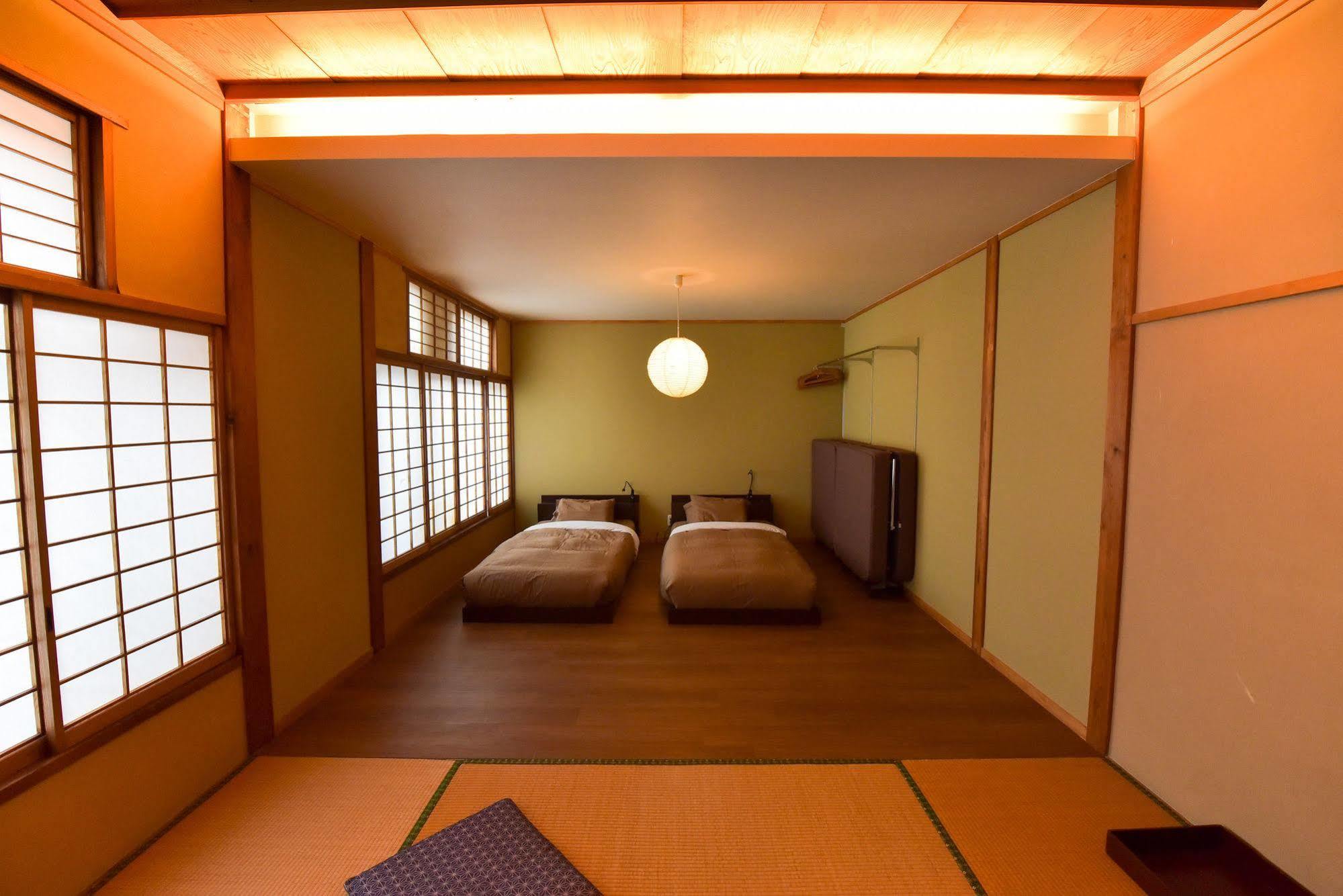 Bed and Breakfast Aibiya Yamanouchi  Exterior foto